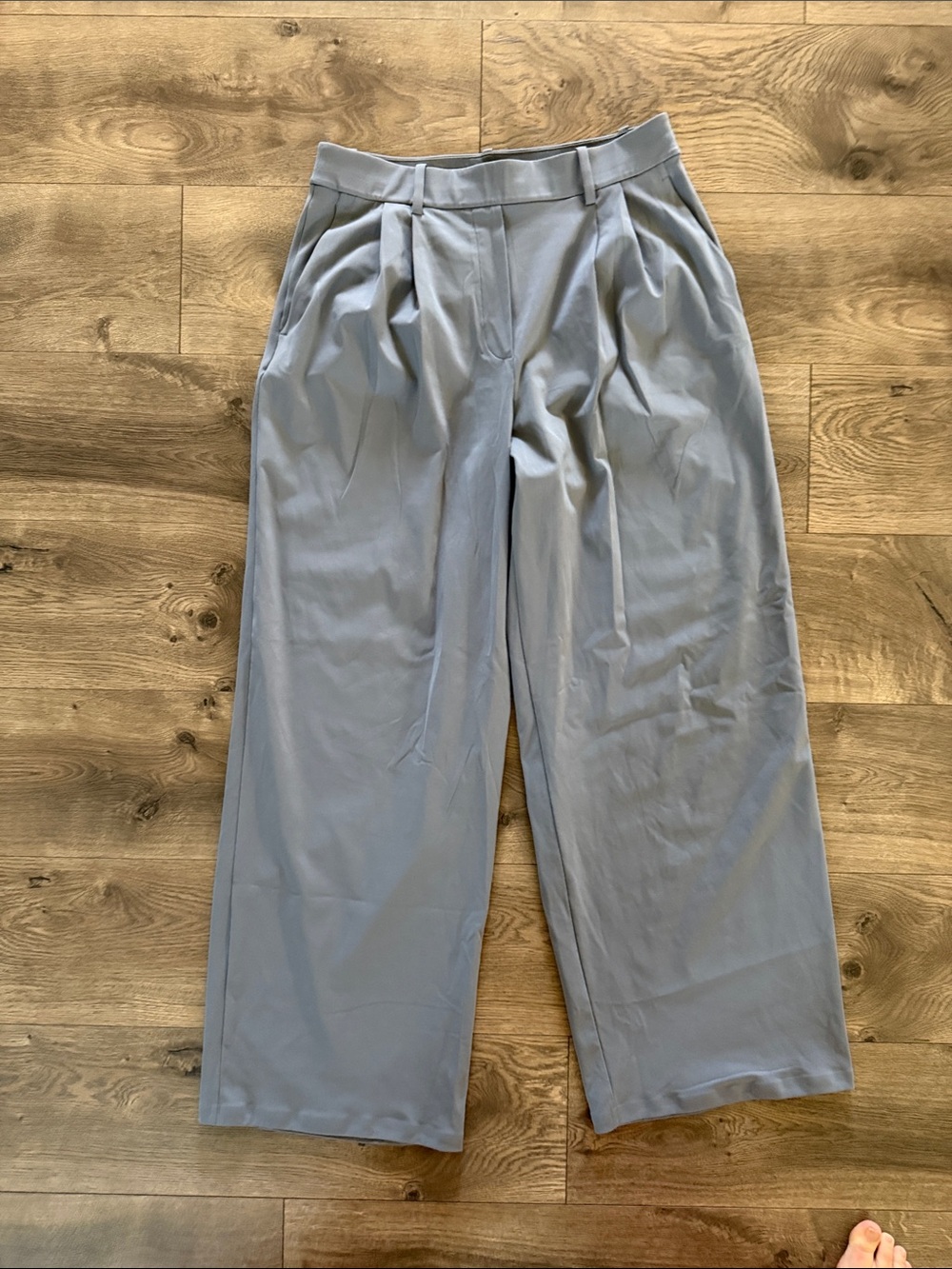 lululemon On the Fly Wide Leg Pants Woven Gray Size L